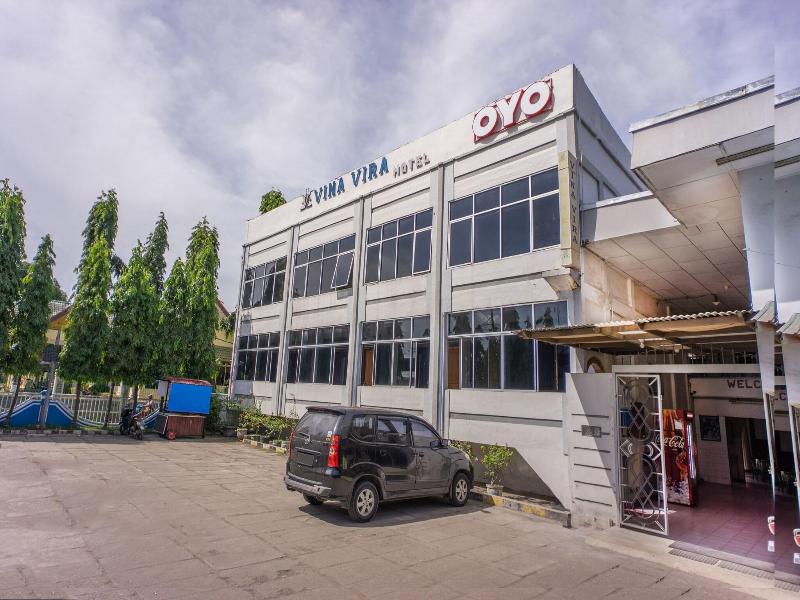 Vina Vira Hotel