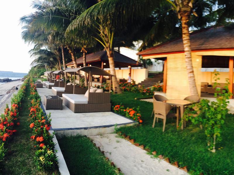 Lima Satu Resort by BAIO