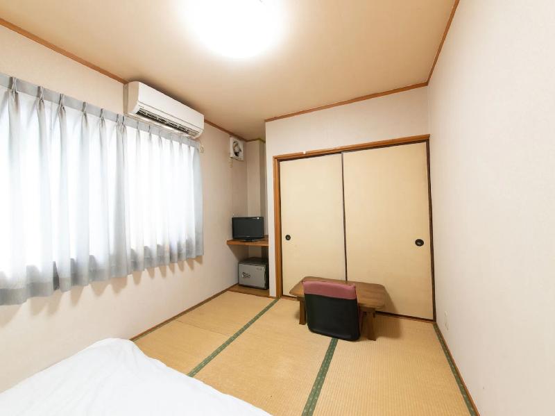 Tabist Tatsumi Business Hotel Matsusaka image