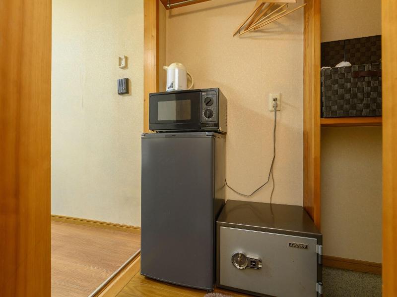 Tabist Tatsumi Business Hotel Matsusaka image