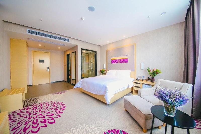 Lavande Hotel Heyuan Zijin