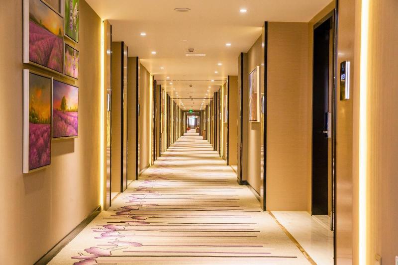 Lavande Hotel Zhaoqing Government Dinghu Mountain