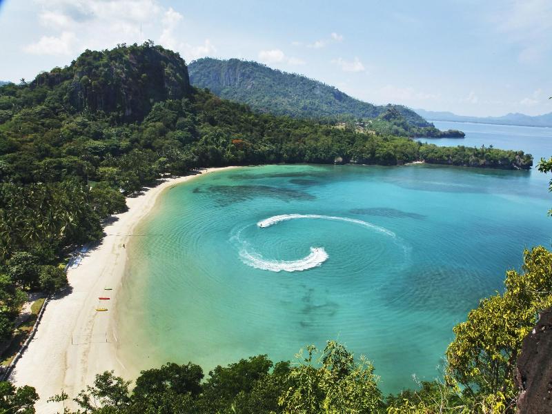 Dakak Park Beach Resort image