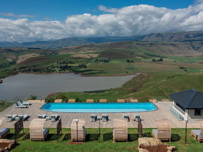 Cayley Mountain Resort image