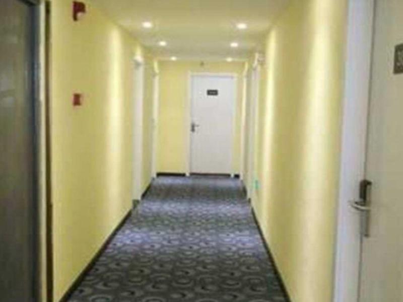 7 Days Inn Huanggang Luotianhe East Street Dabiesh