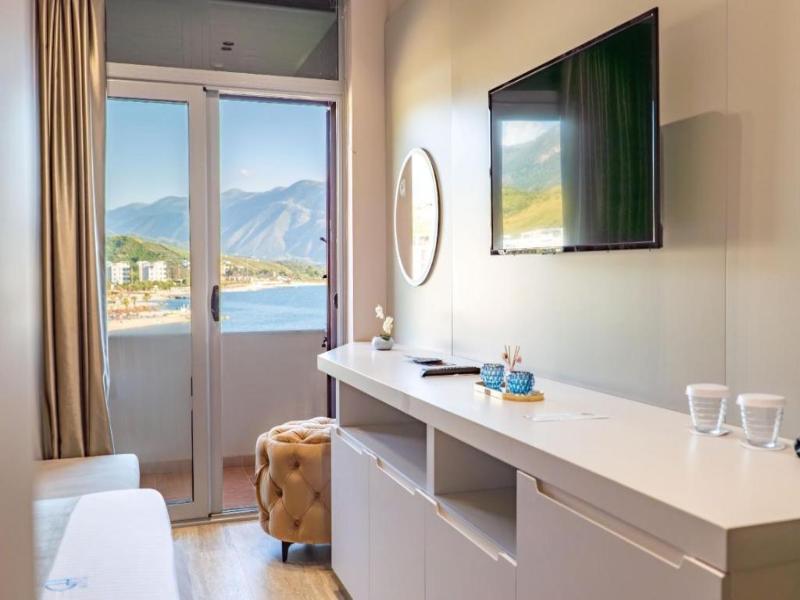 Grand Hotel Aita image