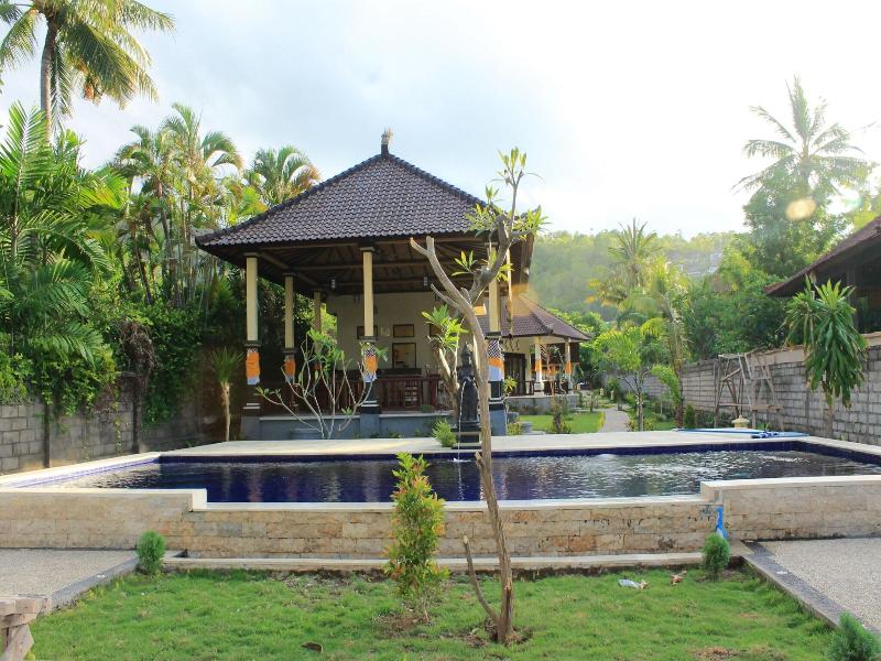 Bintang Beach Villas image