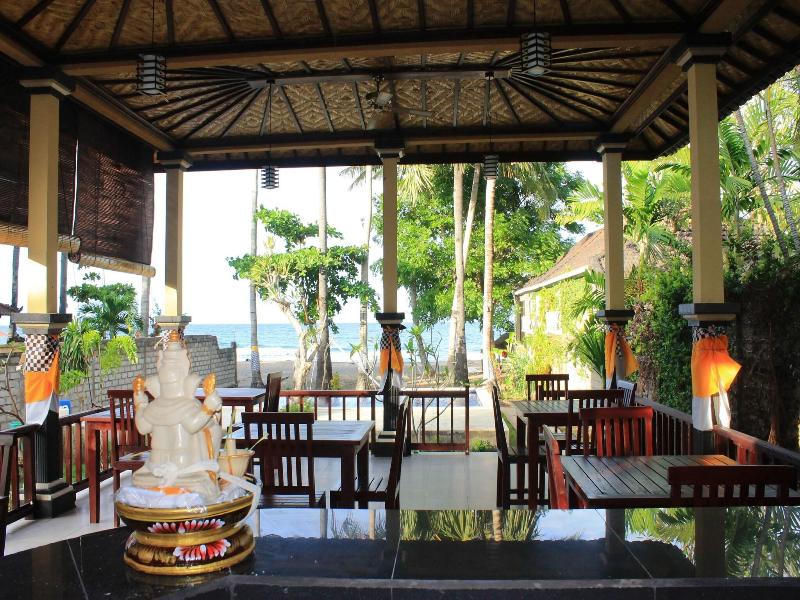 Bintang Beach Villas image