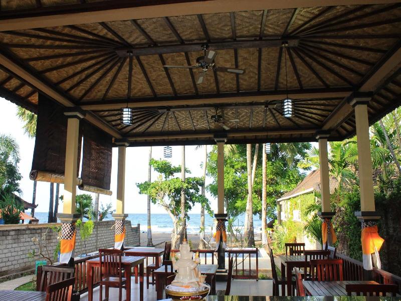 Bintang Beach Villas image