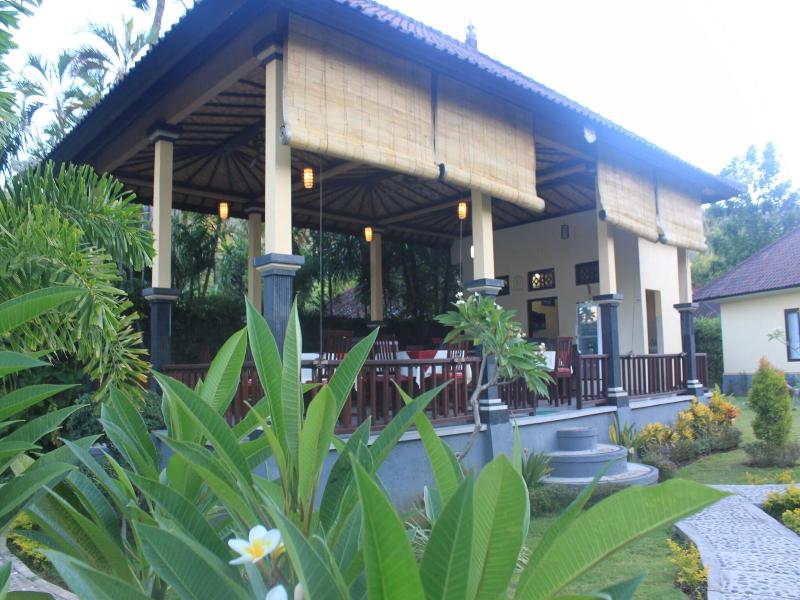 Bintang Beach Villas image
