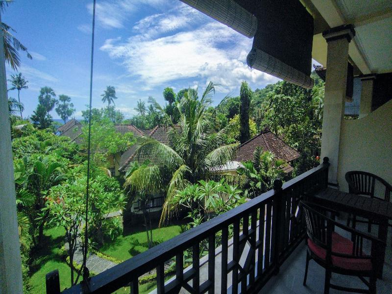 Bintang Beach Villas image