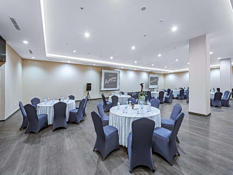 Grand Whiz Megamas Manado