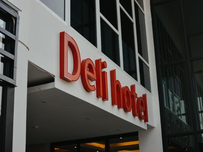 Deli Hotel image