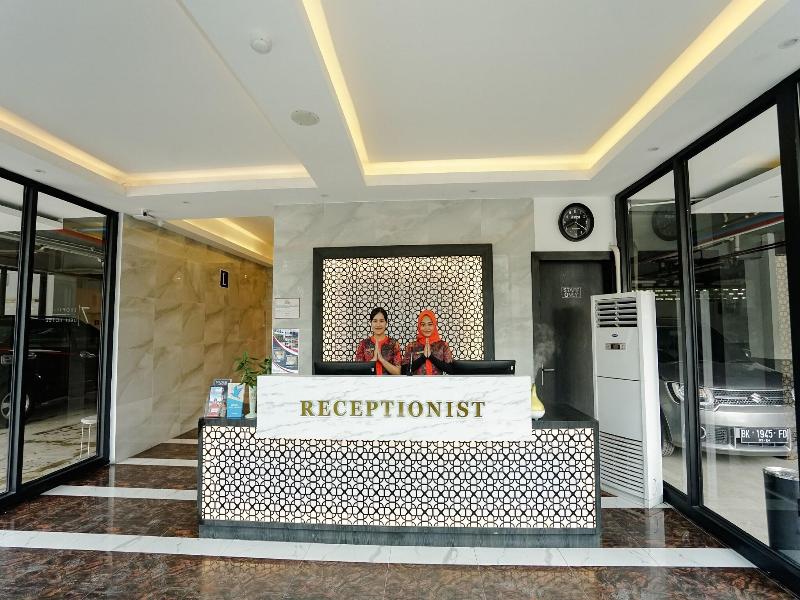 Deli Hotel image
