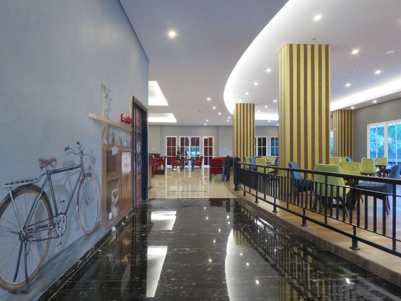 Prime Plaza Kualanamu image