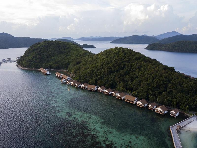 Sunlight Eco Tourism Island Resort
