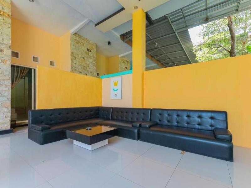 Sans Borobudur Homestay Banyuwangi image