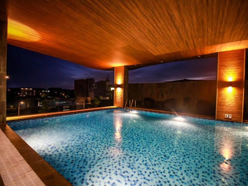 Asialink Hotel Batam by Prasanthi image