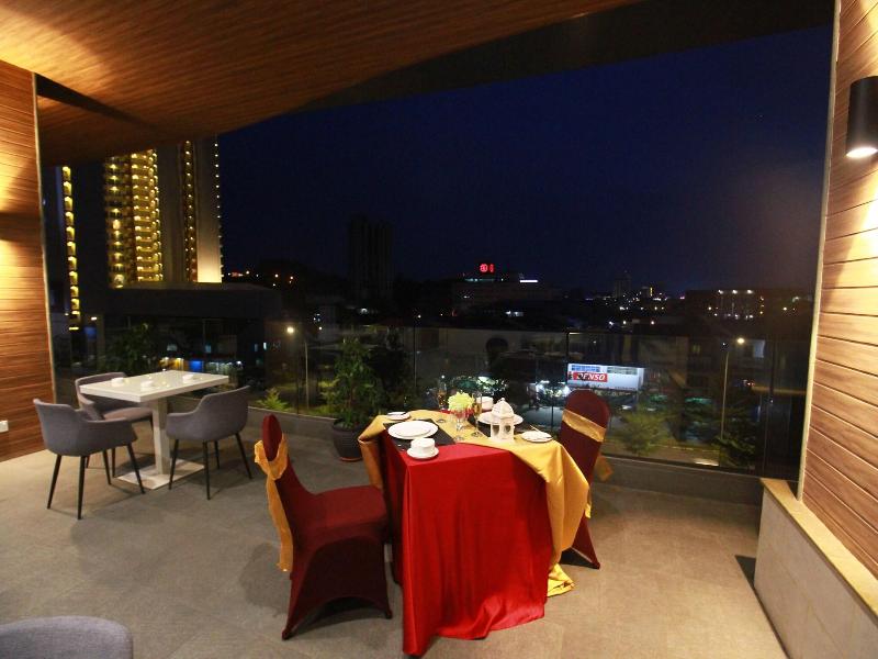 Asialink Hotel Batam by Prasanthi image