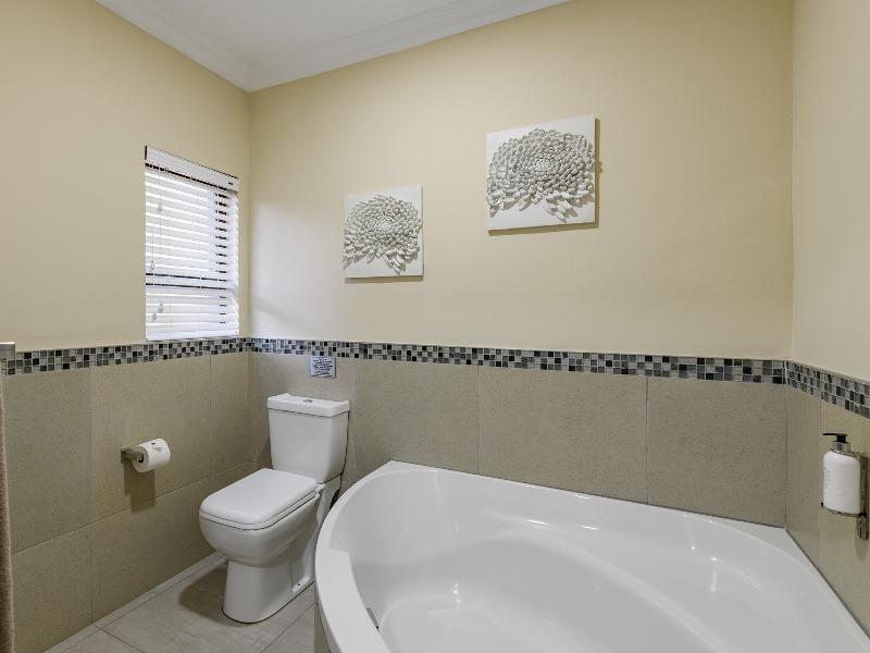 Kiara Lodge image