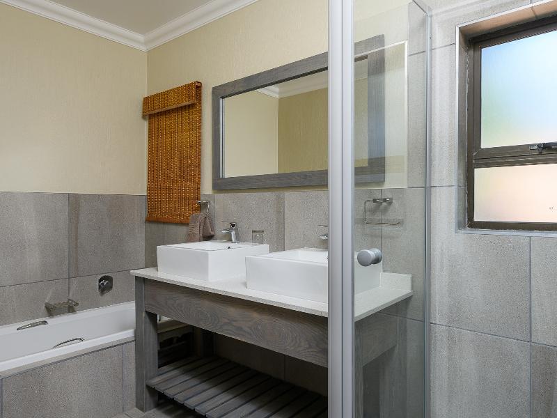 Kiara Lodge image