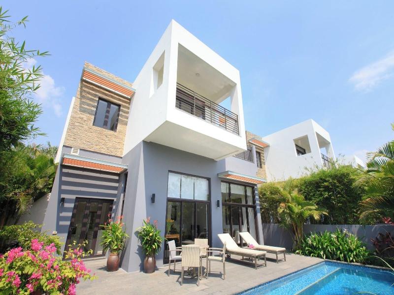 Montgomerie Links Villas Hoi An image