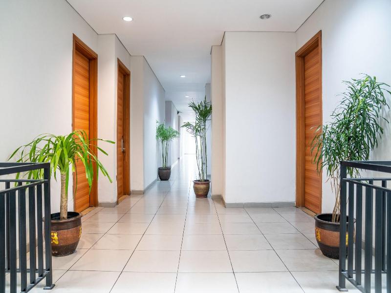 LeGreen Suite Kuningan image
