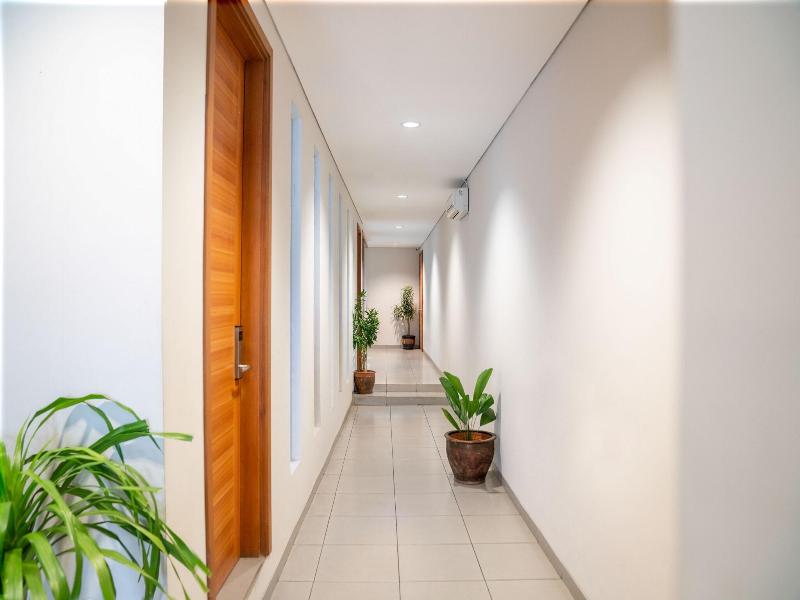 LeGreen Suite Kuningan image