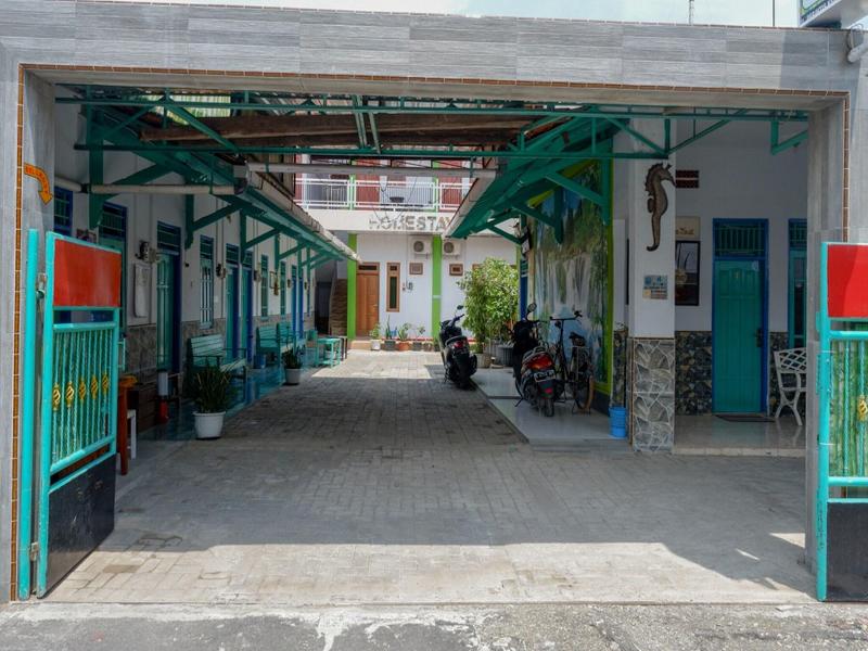 Formerly RedDoorz Syariah near POLTRAN Tegal