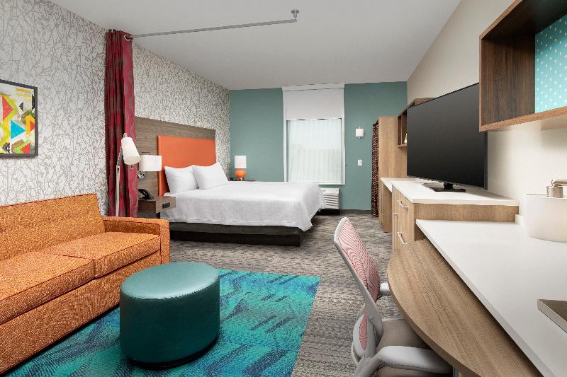Home2 Suites by Hilton Miami Doral West Airport image