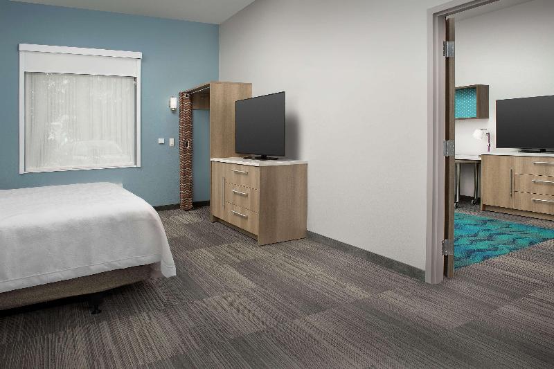 Home2 Suites by Hilton Miami Doral West Airport image