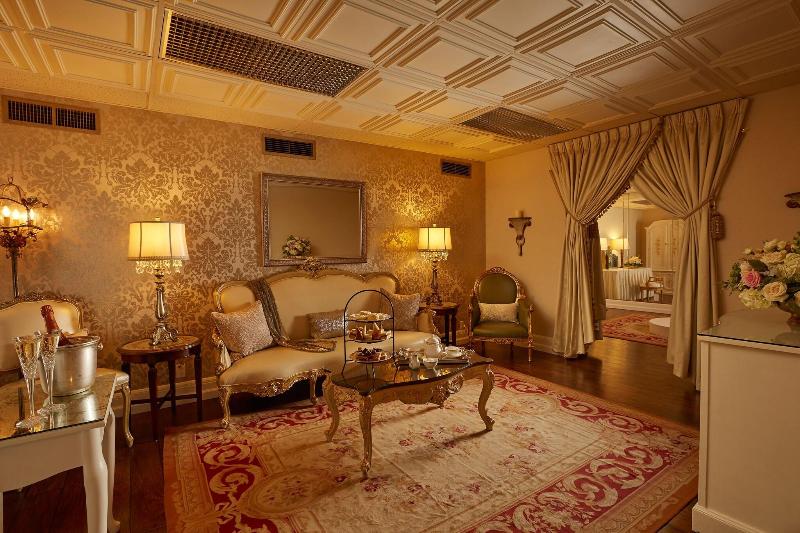 The Mission Inn Hotel And Spa image