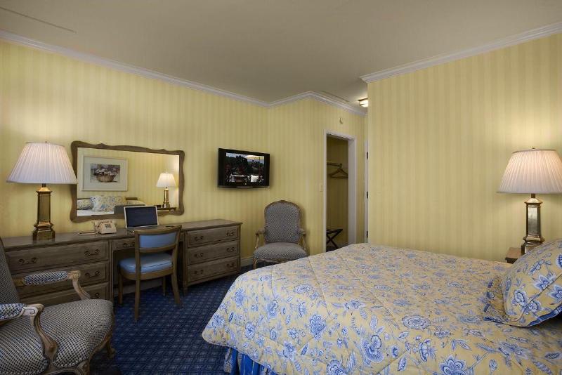 Little America Hotel Wyoming image 9