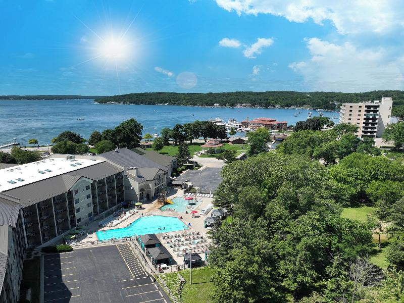 The Cove Of Lake Geneva image