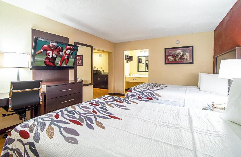 Red Roof Inn & Suites Greenwood, Sc image