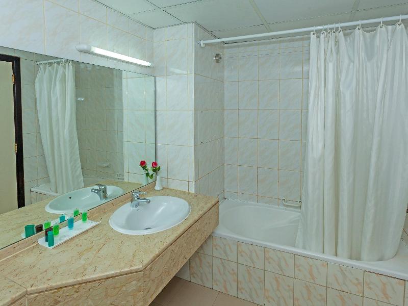 Wave International Hotel image