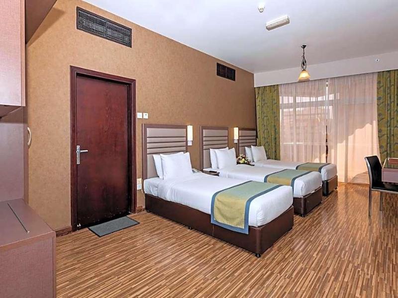 Wave International Hotel image