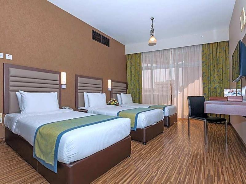 Wave International Hotel image