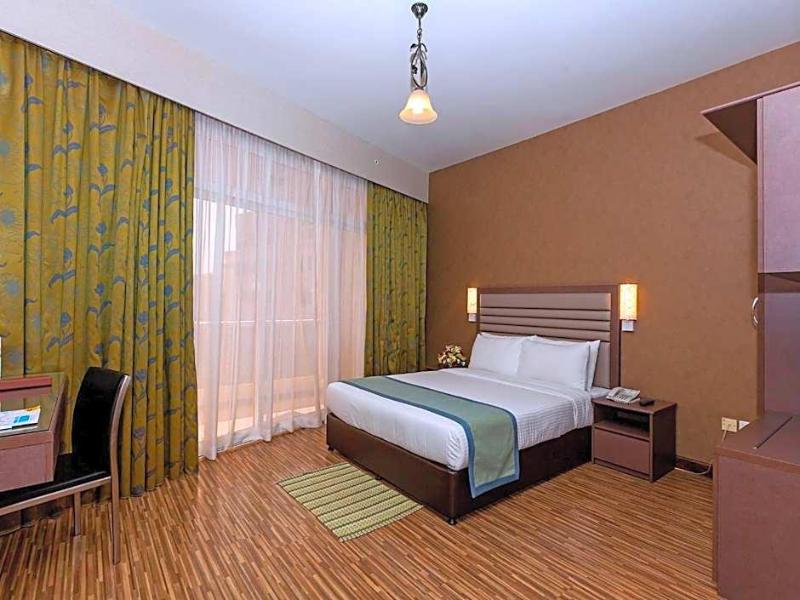 Wave International Hotel image