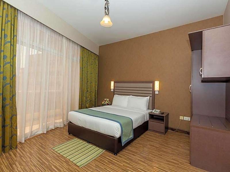 Wave International Hotel image