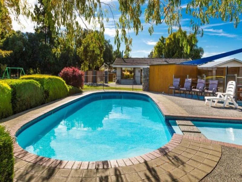 Cherylea Motel image