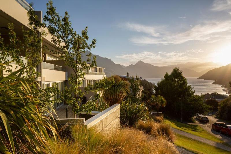 Kent Street Apartments Element Escapes Queenstown image