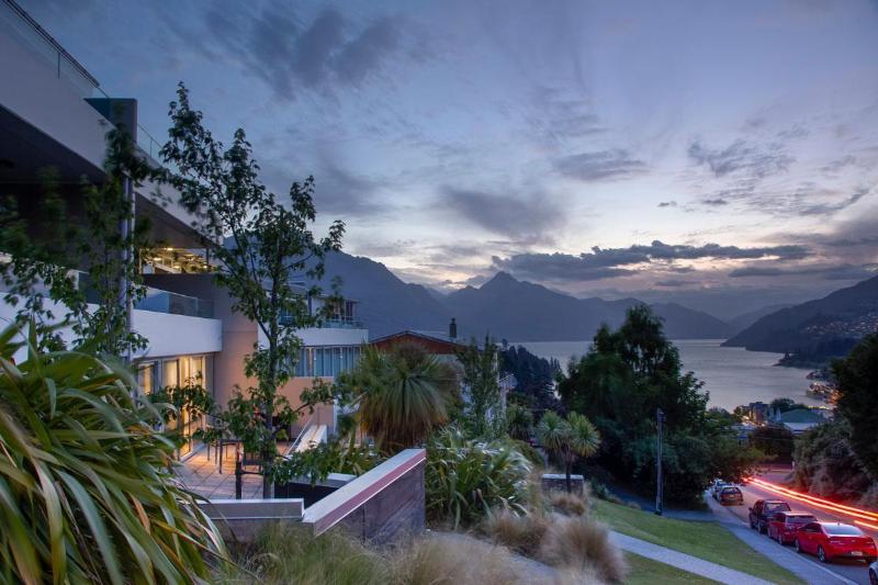 Kent Street Apartments Element Escapes Queenstown image