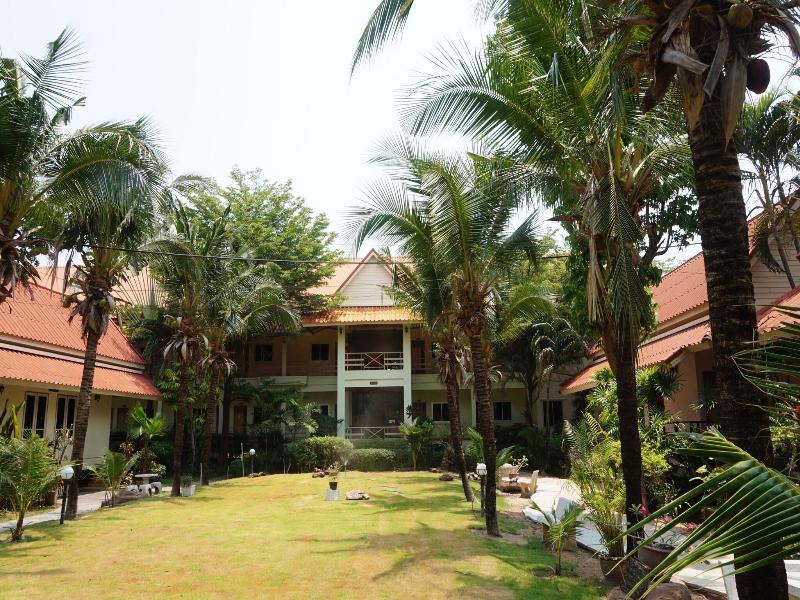 Tonwa Resort image
