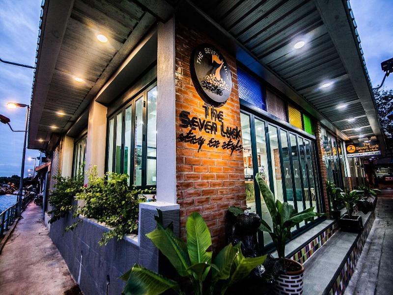 The Seven Luck Stay In Style image