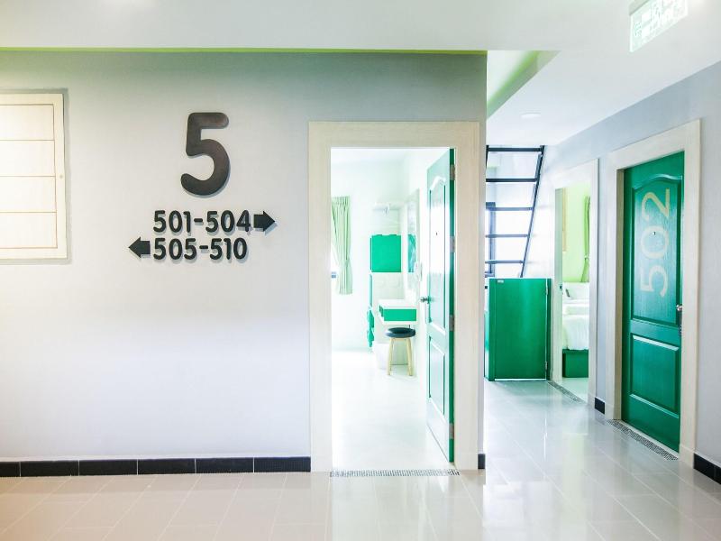 The Seven Luck Stay In Style image