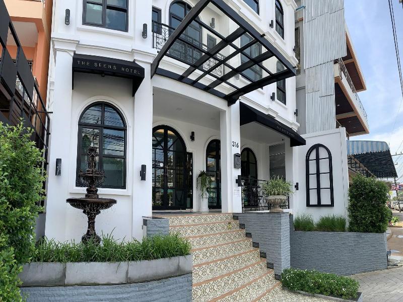 The Seens Hotel image