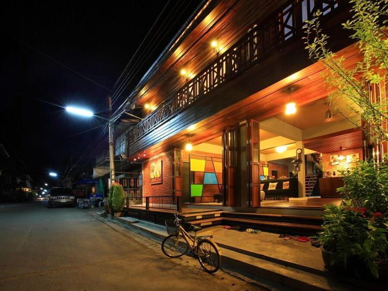 The Royal Chiangkhan Boutique Hotel