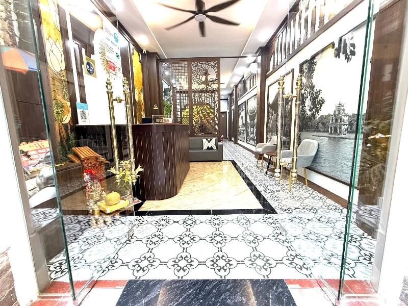 The Queen Hotel And Spa 2 image