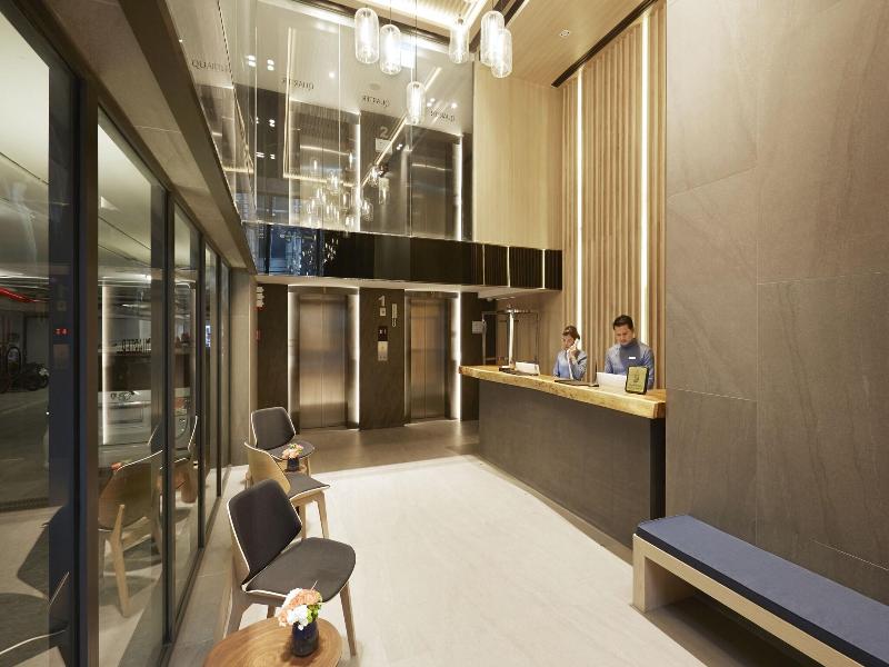 The Quarter Hotel Phromphong by UHG image